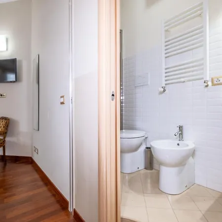 Trevi Fountain Big Apartment * Rome