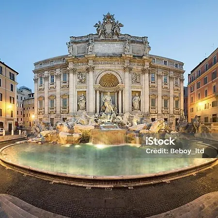 Trevi Fountain Big * Rom